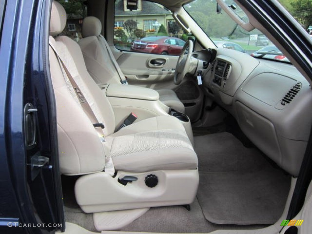 Medium Parchment Beige Interior 2003 Ford F150 XLT SuperCab Photo #54063698