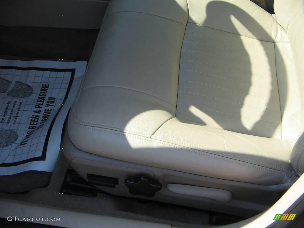 2003 Impala LS - Bronzemist Metallic / Neutral Beige photo #11