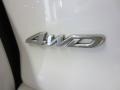 Super White - RAV4 4WD Photo No. 16