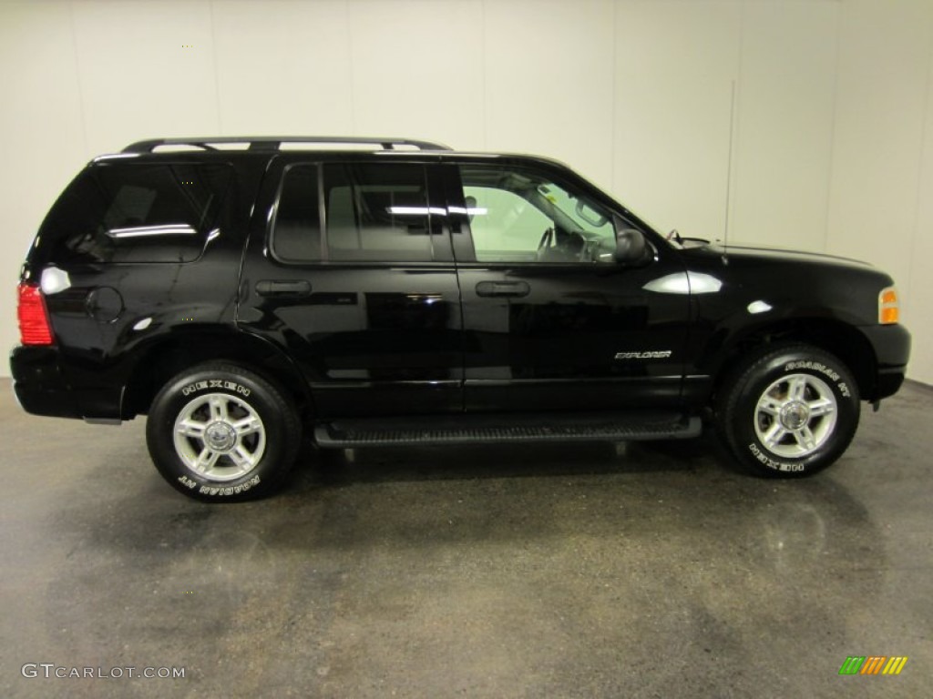 Black 2004 Ford Explorer XLT 4x4 Exterior Photo #54065051
