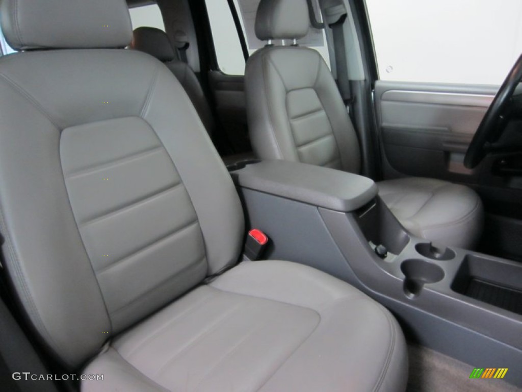 Midnight Grey Interior 2004 Ford Explorer XLT 4x4 Photo #54065147