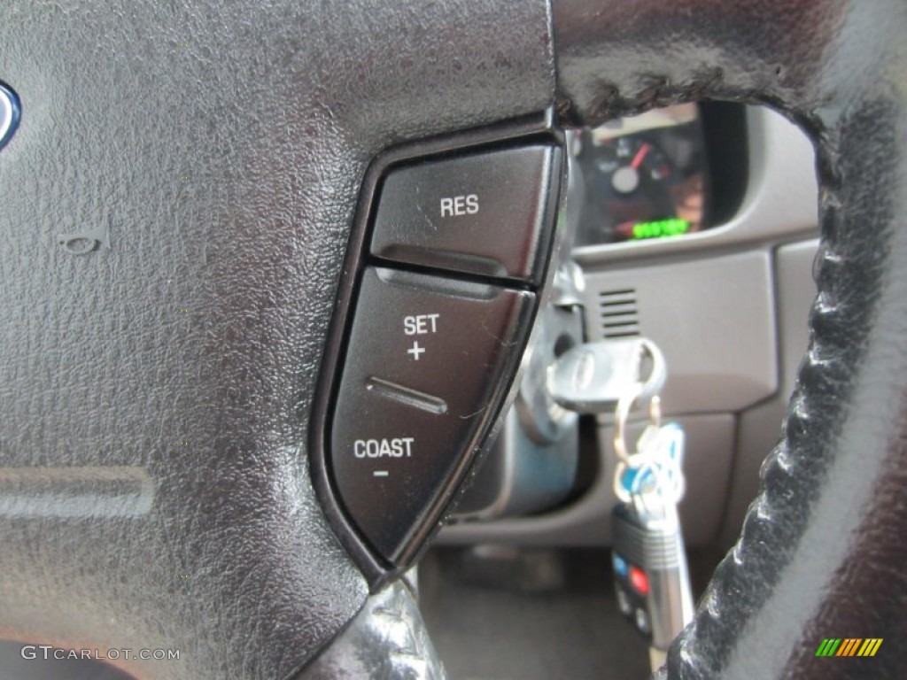 2004 Ford Explorer XLT 4x4 Controls Photo #54065213