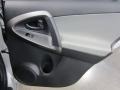 Classic Silver Metallic - RAV4 4WD Photo No. 19