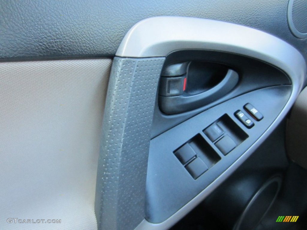 2008 RAV4 Limited 4WD - Black / Ash photo #27