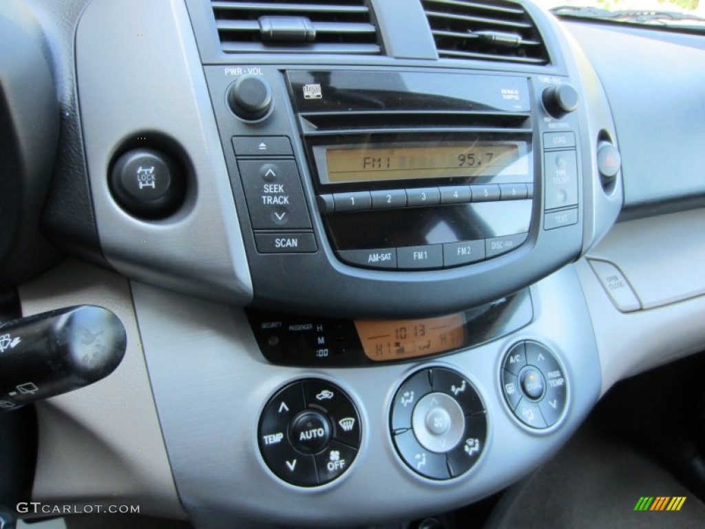 2008 RAV4 Limited 4WD - Black / Ash photo #32