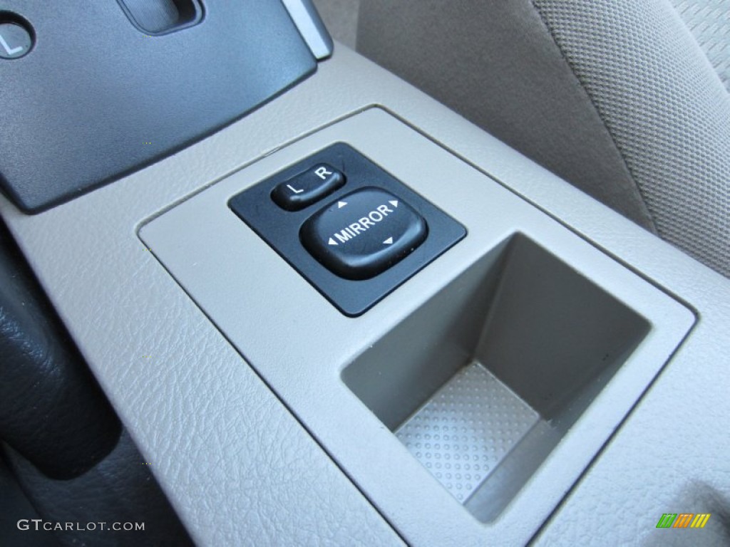 2008 RAV4 Limited 4WD - Black / Ash photo #34