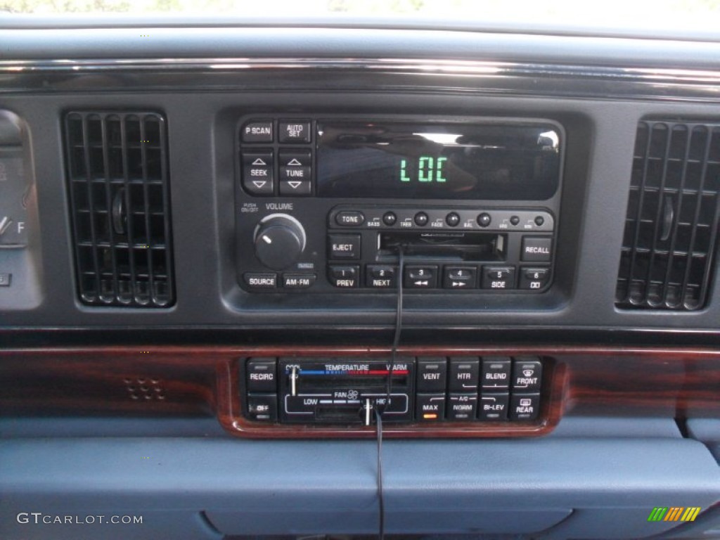 1997 LeSabre Custom - White / Adriatic Blue photo #9