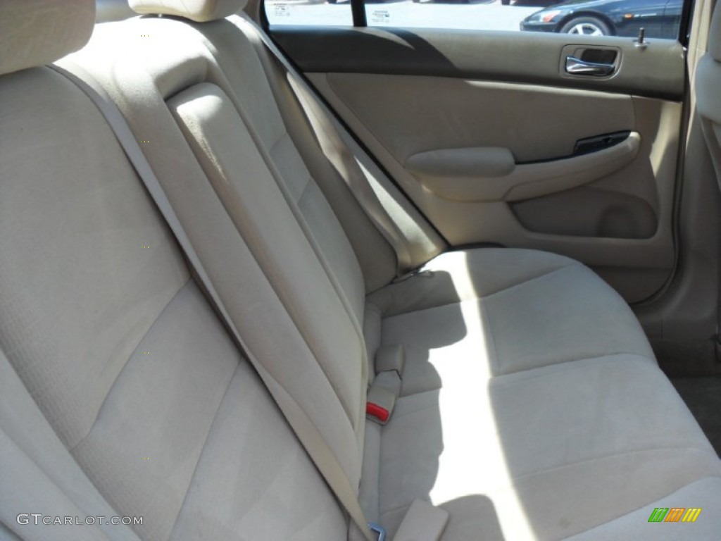 2006 Accord LX Sedan - Nighthawk Black Pearl / Ivory photo #17