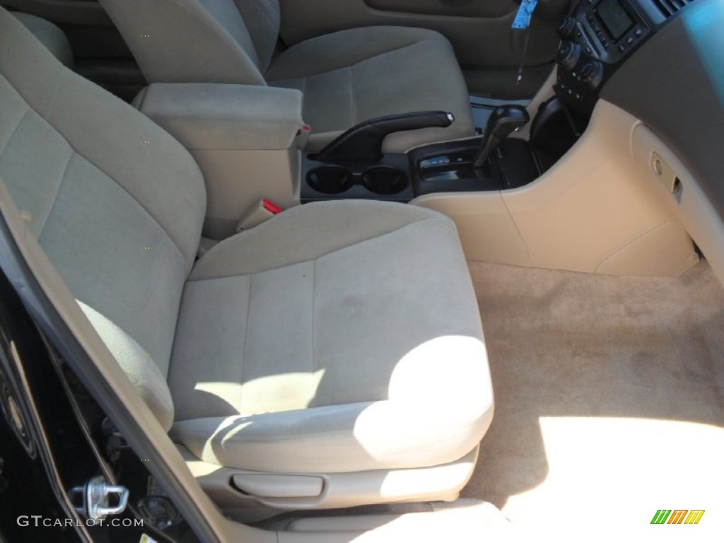 2006 Accord LX Sedan - Nighthawk Black Pearl / Ivory photo #18