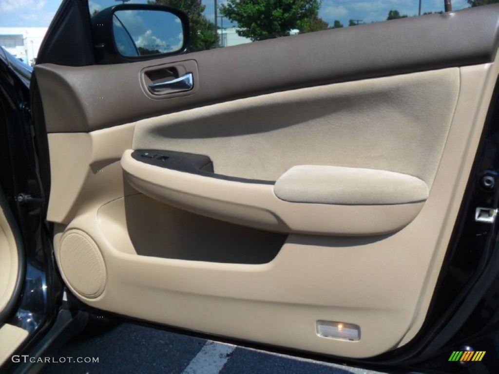 2006 Accord LX Sedan - Nighthawk Black Pearl / Ivory photo #20