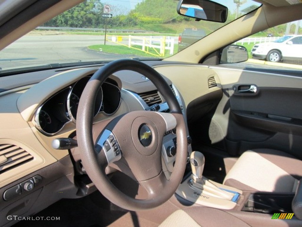 2011 Chevrolet Malibu LS Cocoa/Cashmere Steering Wheel Photo #54069051