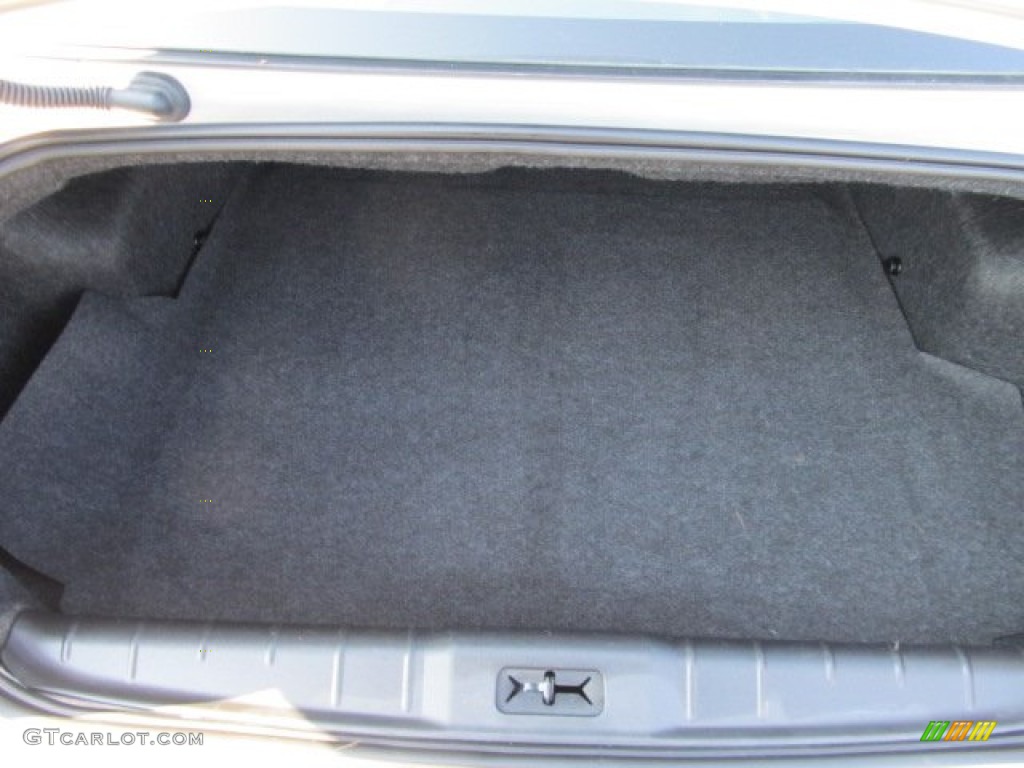 2011 Chevrolet Malibu LS Trunk Photo #54069117