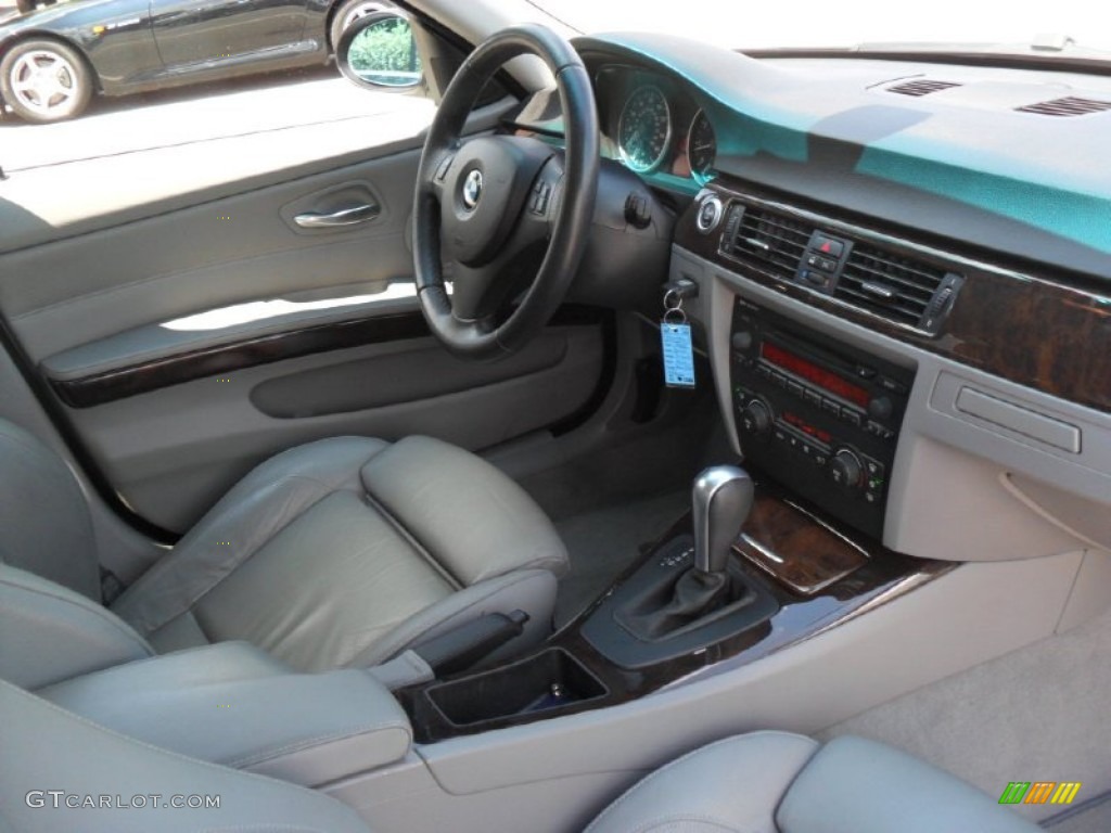 2006 3 Series 330i Sedan - Quartz Blue Metallic / Grey photo #20