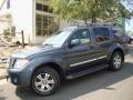 Silverton Blue - Pathfinder LE 4x4 Photo No. 2