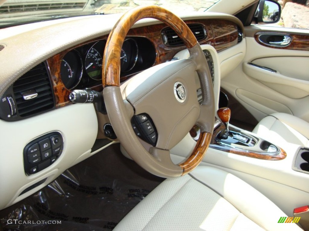 2008 XJ Vanden Plas - Botanical Green / Ivory/Mocha photo #18