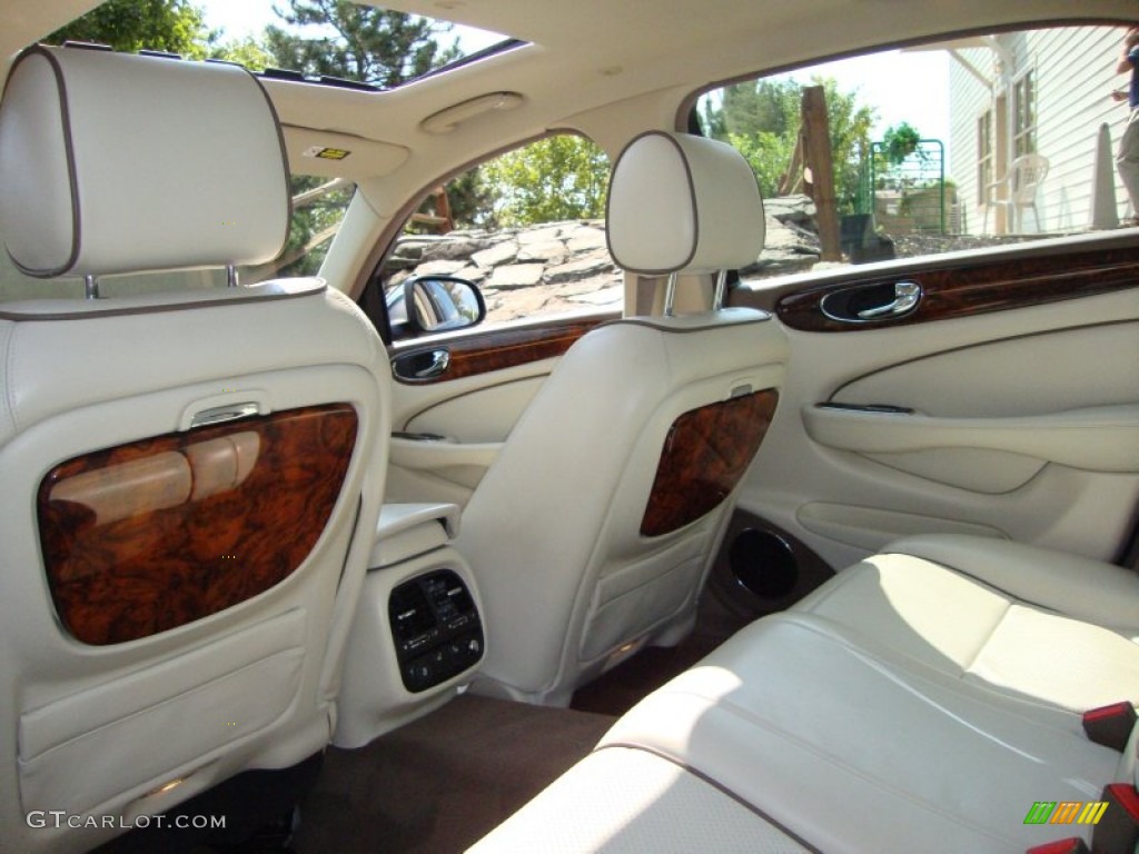 2008 XJ Vanden Plas - Botanical Green / Ivory/Mocha photo #32