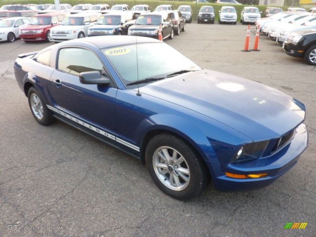 2007 Mustang V6 Deluxe Coupe - Vista Blue Metallic / Dark Charcoal photo #6