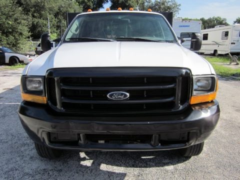 1999 Ford F450 Super Duty XL Regular Cab Utility Truck Data, Info and Specs