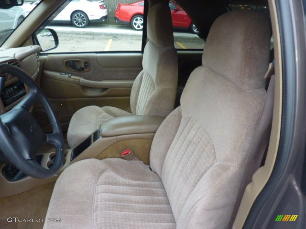 Beige Interior 1999 Chevrolet Blazer LS 4x4 Photo #54074262