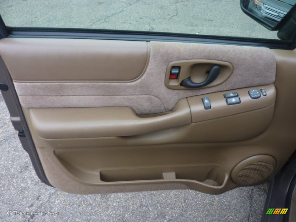 1999 Chevrolet Blazer LS 4x4 Beige Door Panel Photo #54074277