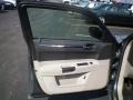 Silver Steel Metallic - 300 C SRT8 Photo No. 20