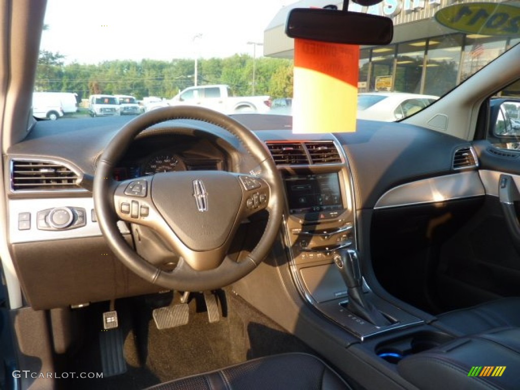 2011 MKX AWD - Mediterranean Blue Metallic / Charcoal Black photo #12