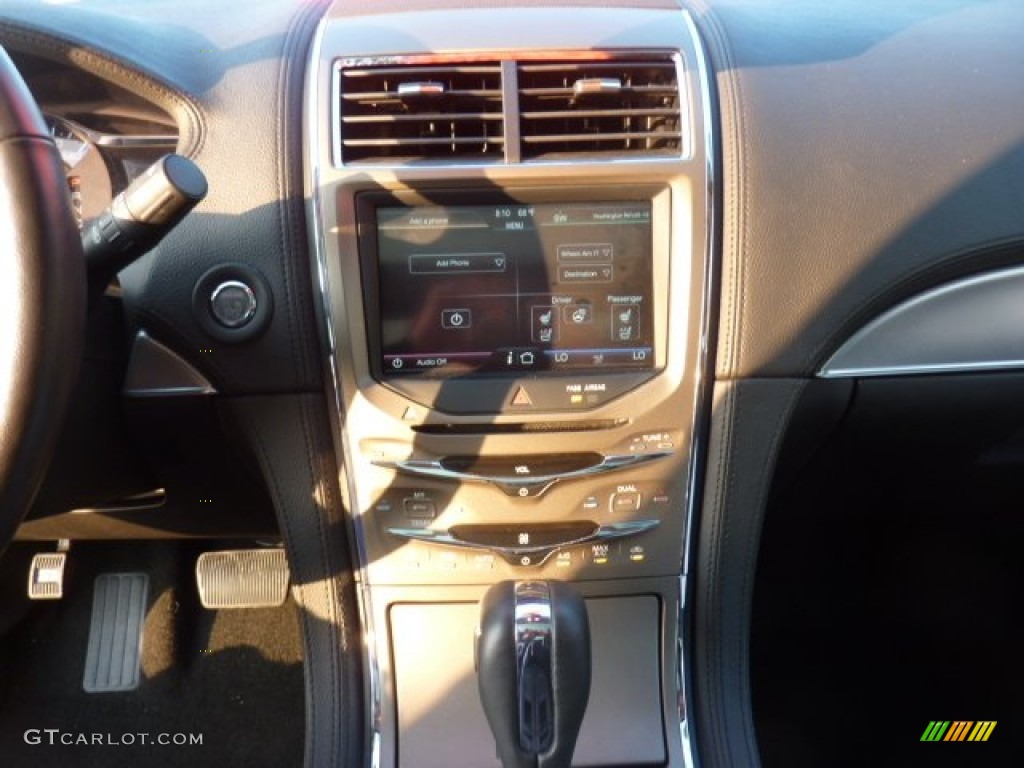 2011 MKX AWD - Mediterranean Blue Metallic / Charcoal Black photo #18