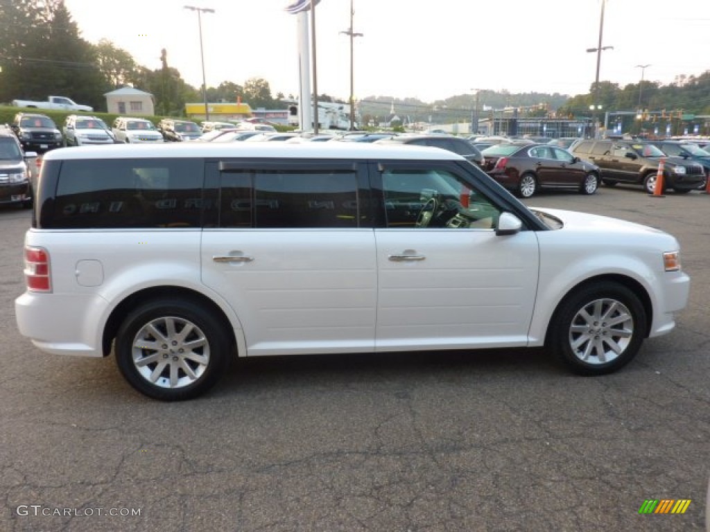 2010 Flex SEL AWD - White Platinum Tri-Coat Metallic / Charcoal Black photo #5