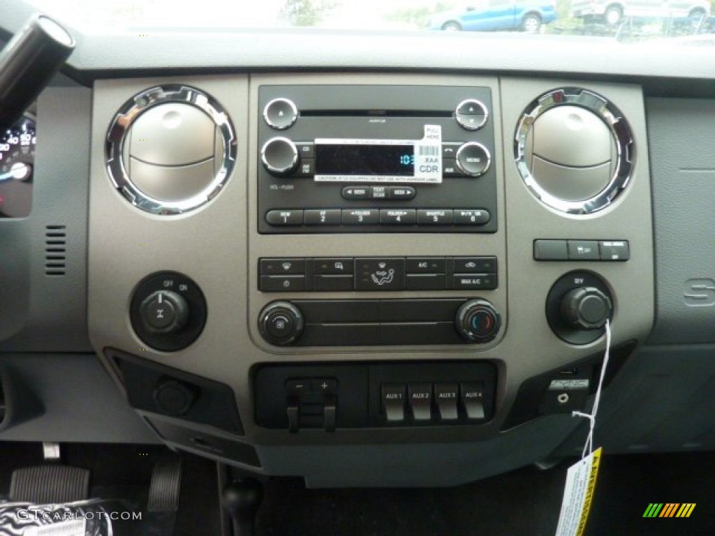 2012 Ford F250 Super Duty XLT SuperCab 4x4 Controls Photo #54081040