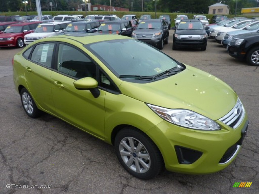 Lime Squeeze Metallic 2012 Ford Fiesta SE Sedan Exterior Photo #54081450