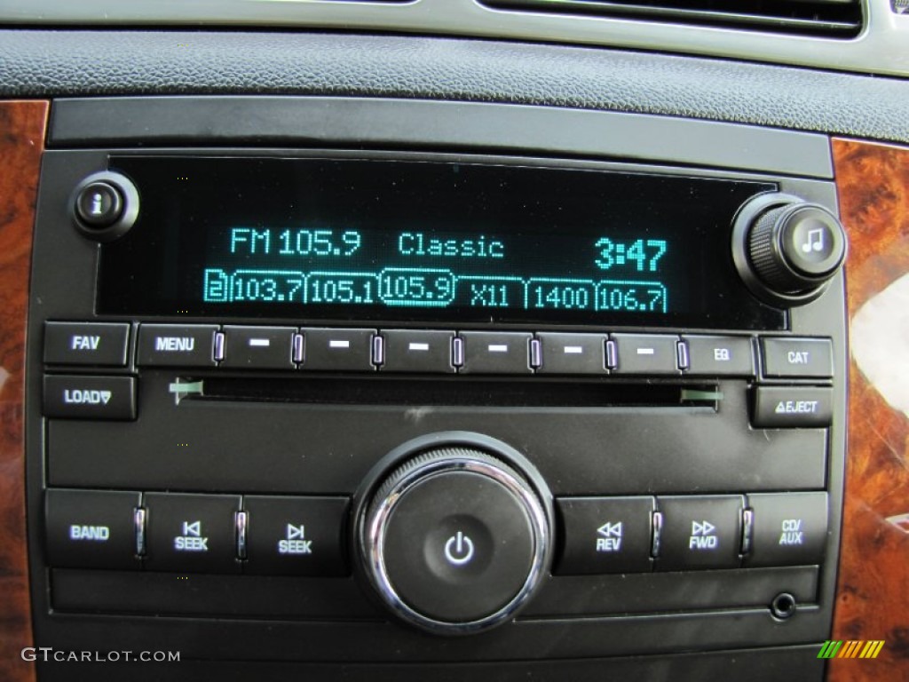 2007 Chevrolet Silverado 3500HD LTZ Crew Cab 4x4 Dually Audio System Photo #54081629
