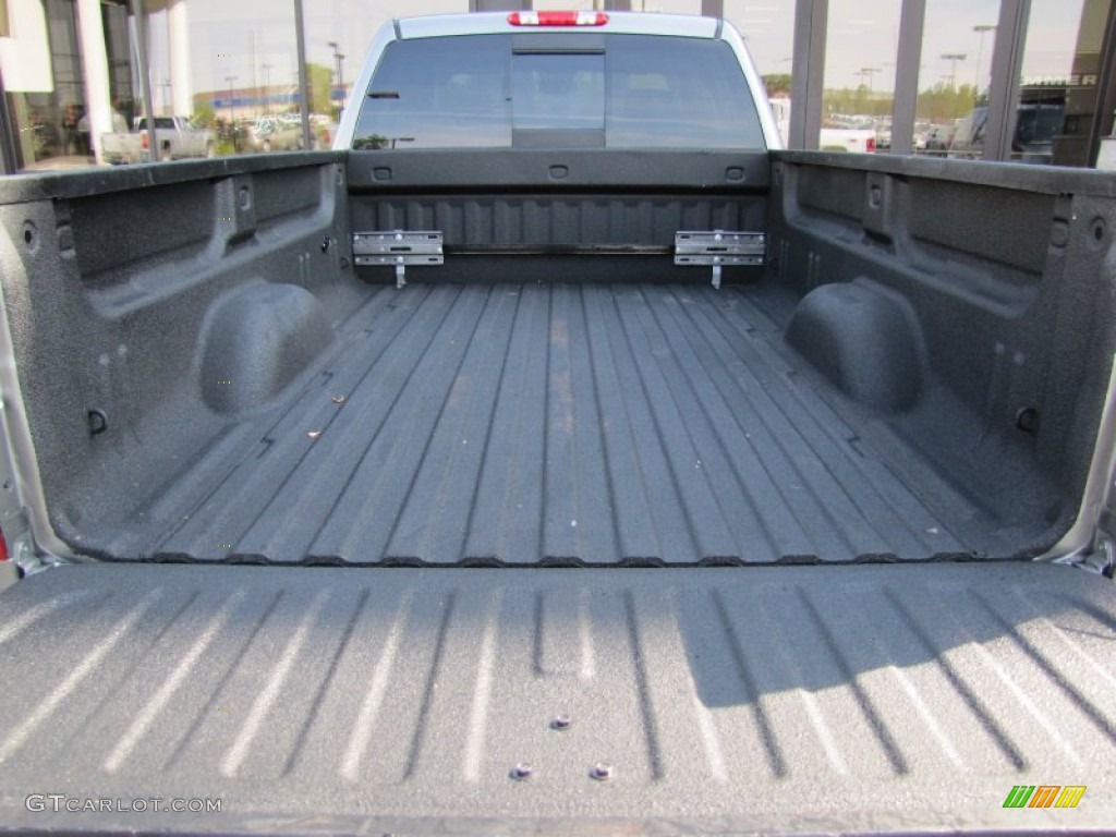 2007 Chevrolet Silverado 3500HD LTZ Crew Cab 4x4 Dually Trunk Photos