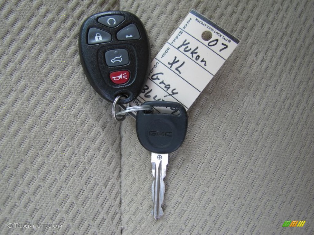 2007 GMC Yukon XL 1500 SLE 4x4 Keys Photo #54083394