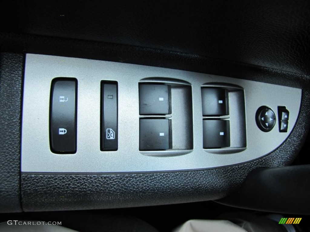 2008 Chevrolet Silverado 1500 LT Crew Cab 4x4 Controls Photo #54083481