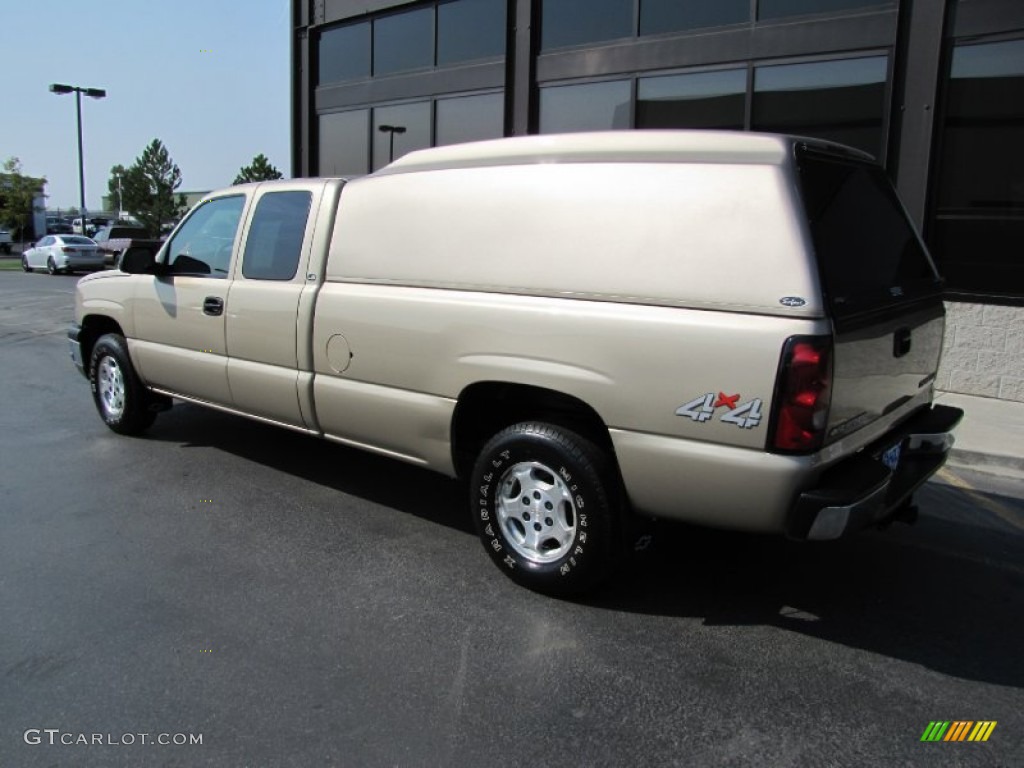 2004 Silverado 1500 LS Extended Cab 4x4 - Sandstone Metallic / Dark Charcoal photo #22