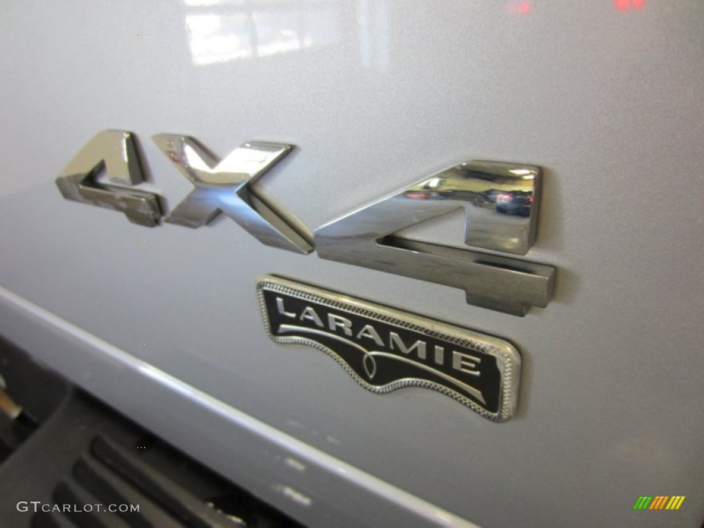 2007 Ram 1500 Laramie Quad Cab 4x4 - Bright Silver Metallic / Medium Slate Gray photo #17