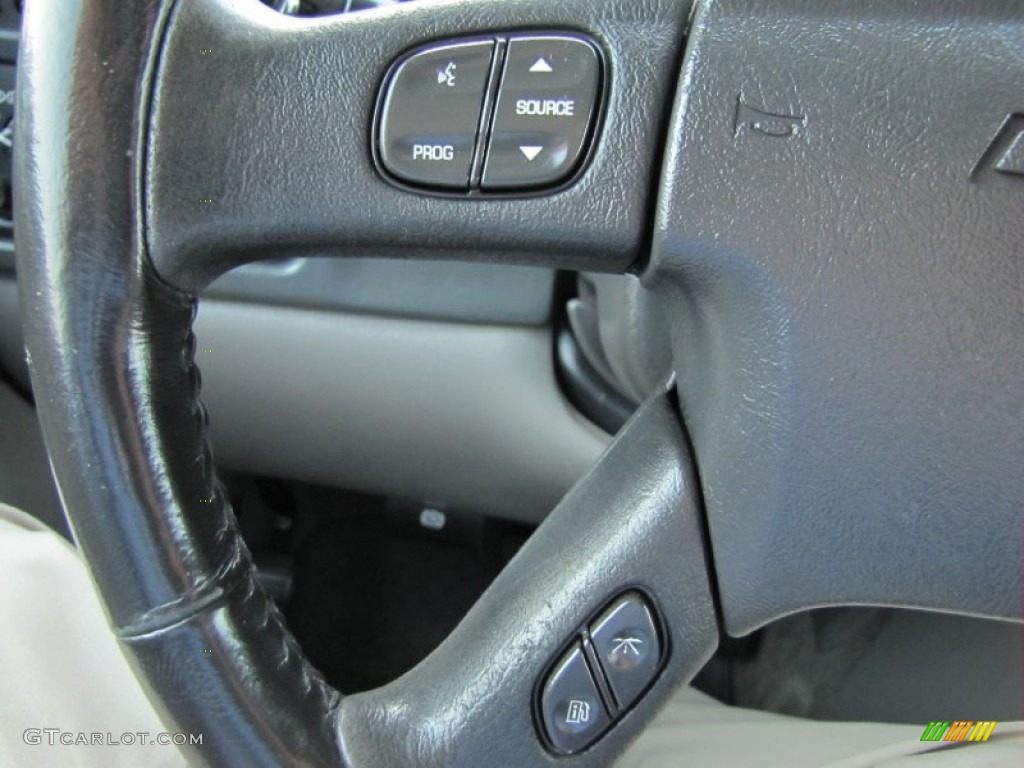 2006 Chevrolet Tahoe LT 4x4 Controls Photo #54086173