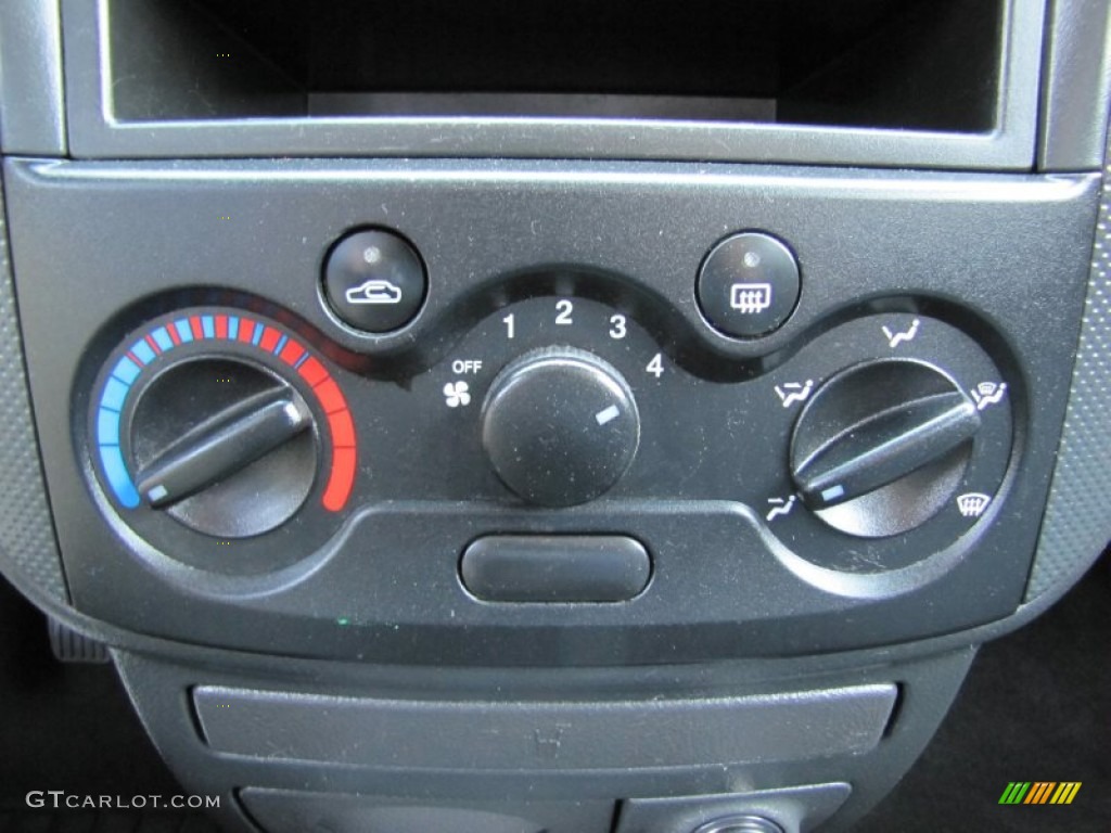 2008 Aveo Aveo5 Special Value - Bright Blue Metallic / Charcoal photo #10