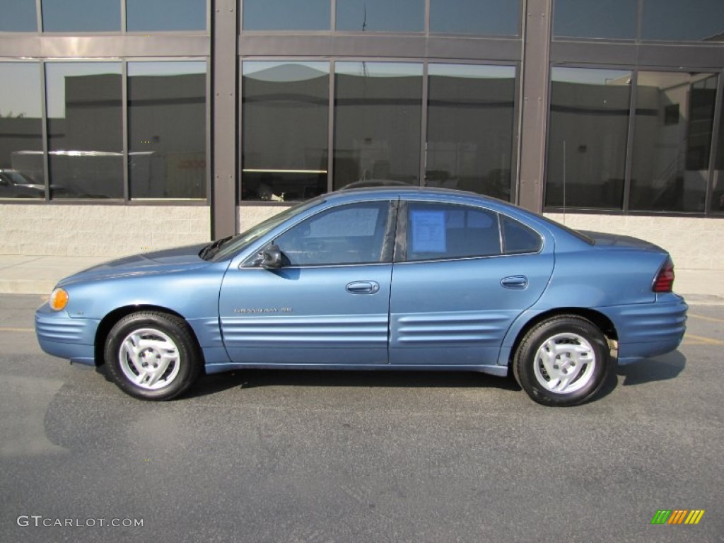 1999 Pontiac Grand Am SE Sedan Exterior Photos