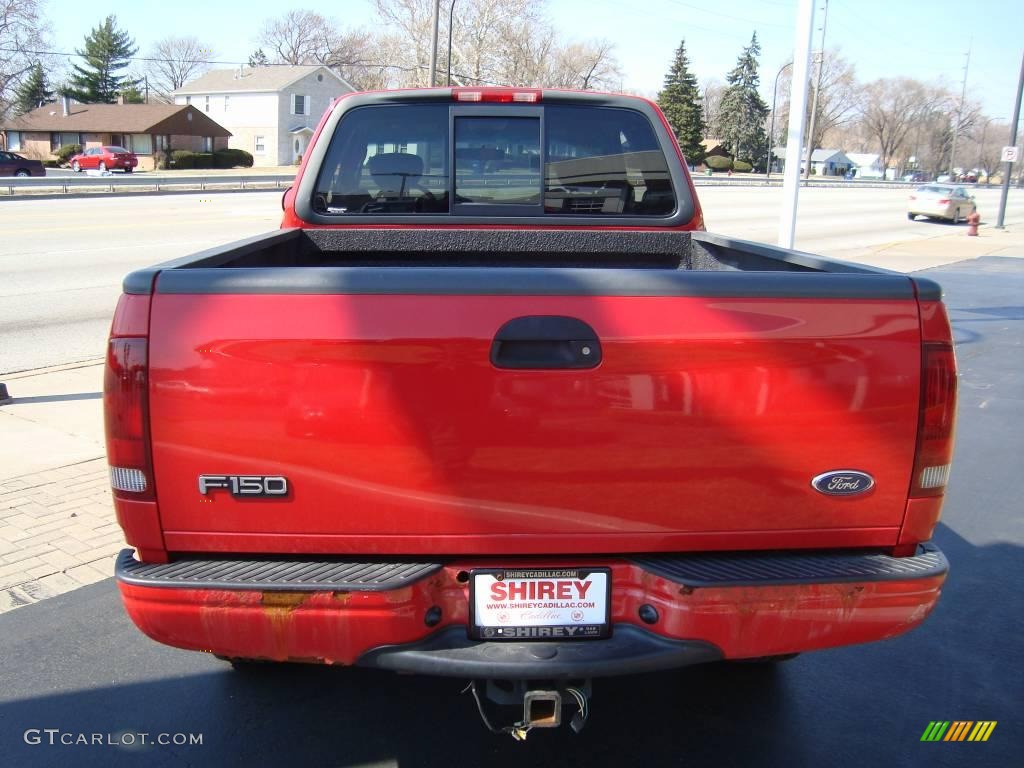 2001 F150 XLT SuperCab 4x4 - Bright Red / Medium Graphite photo #5