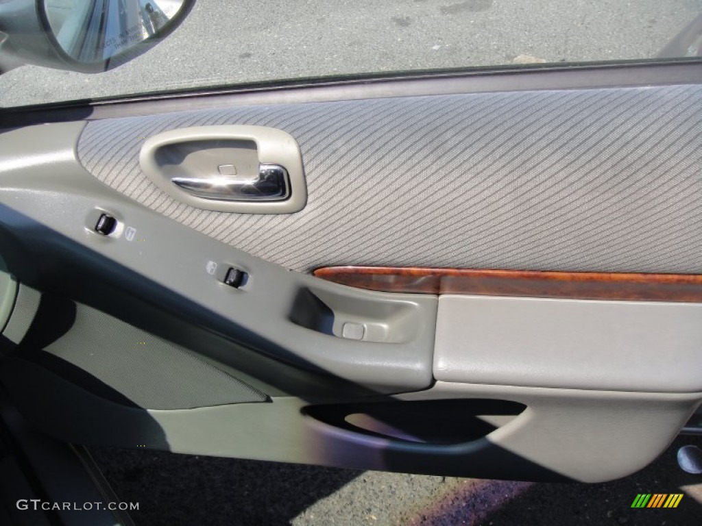 1996 Cirrus LX - Bright Platinum Metallic / Gray photo #15