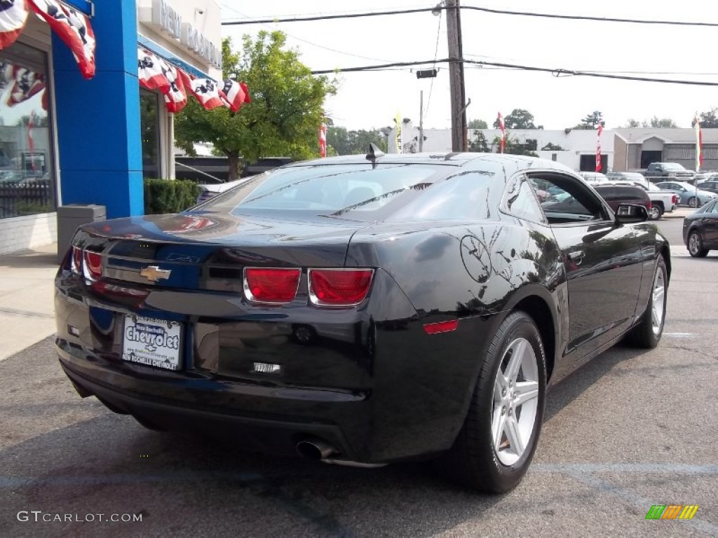 2011 Camaro LT Coupe - Black / Black photo #5