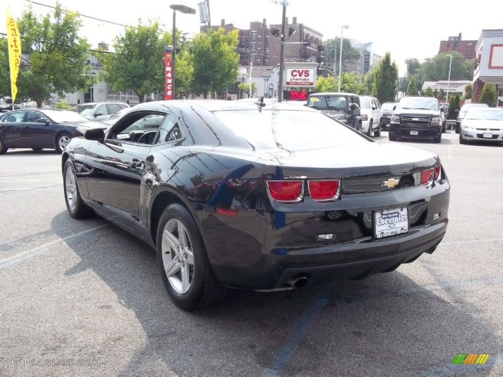 2011 Camaro LT Coupe - Black / Black photo #7