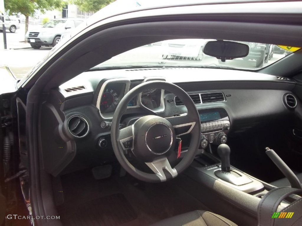 2011 Camaro LT Coupe - Black / Black photo #13