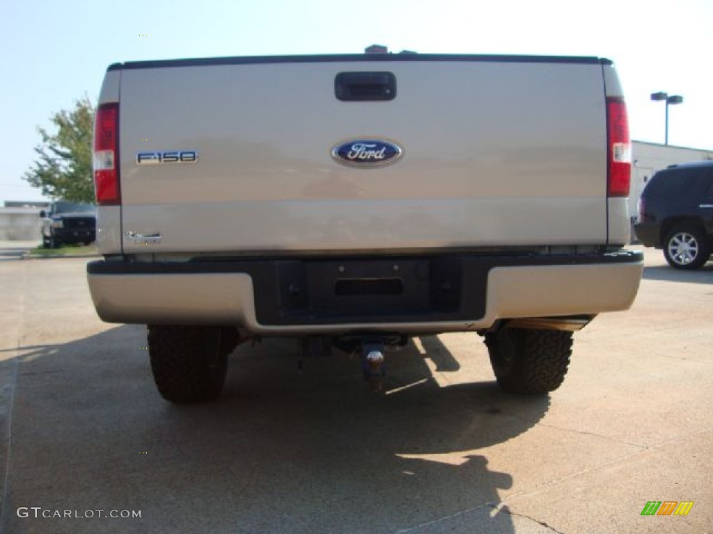 2006 F150 Lariat SuperCrew 4x4 - Arizona Beige Metallic / Tan photo #4
