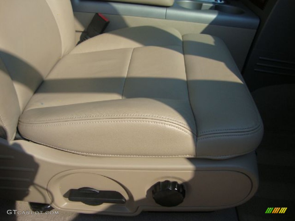 2006 F150 Lariat SuperCrew 4x4 - Arizona Beige Metallic / Tan photo #17