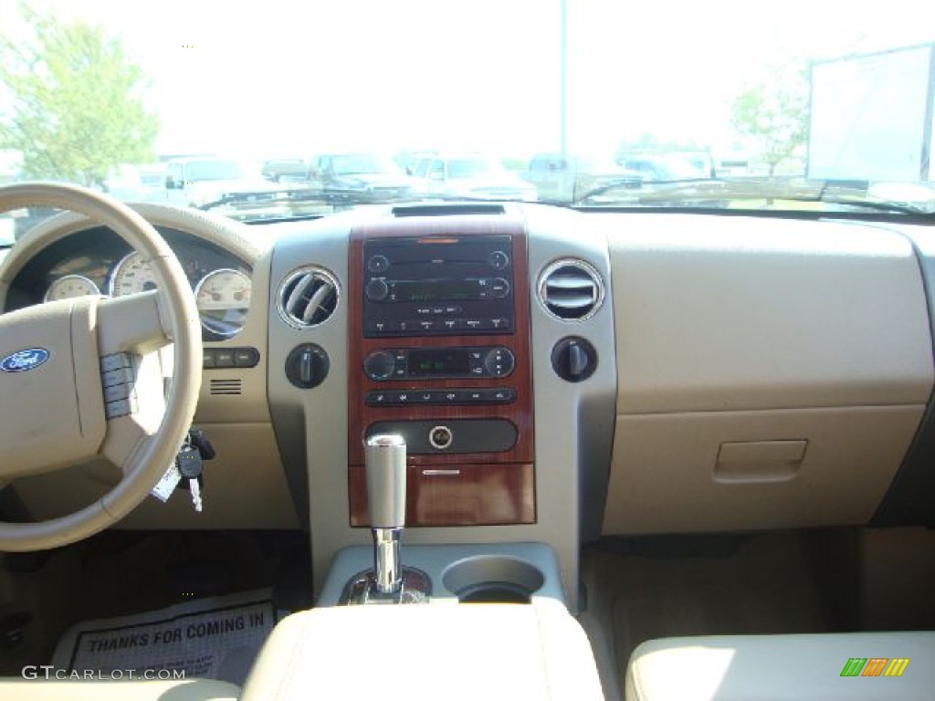2006 F150 Lariat SuperCrew 4x4 - Arizona Beige Metallic / Tan photo #29