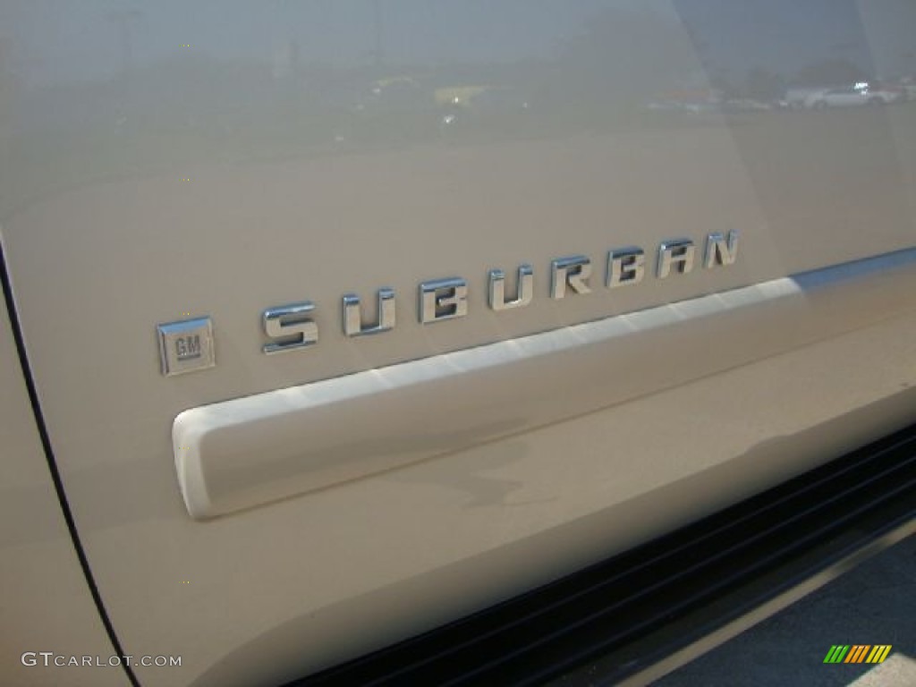 2007 Suburban 1500 LTZ 4x4 - Gold Mist Metallic / Light Cashmere/Ebony photo #40
