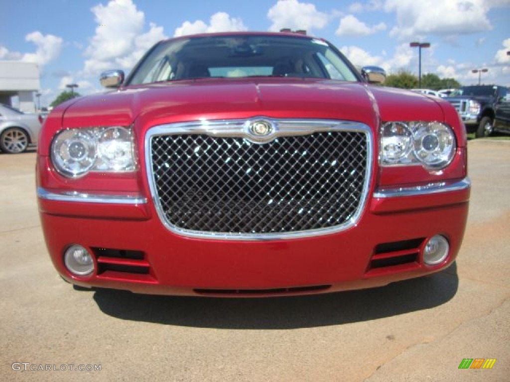Inferno Red Crystal Pearl 2009 Chrysler 300 C HEMI Exterior Photo #54100239