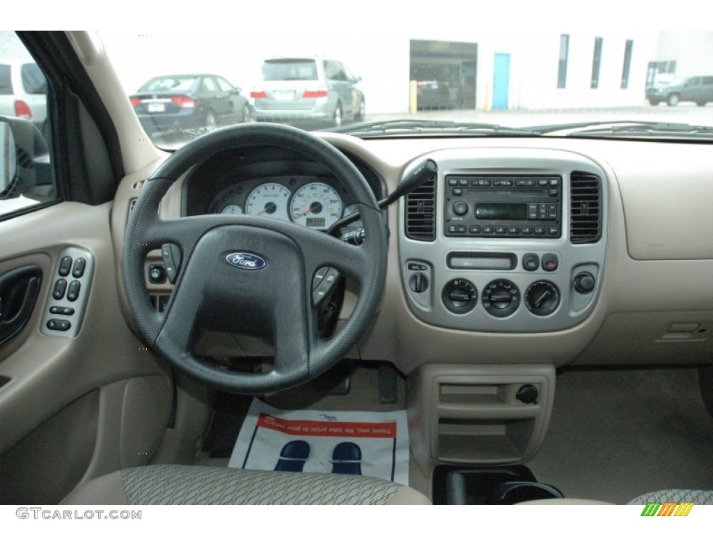 2004 Ford Escape XLT V6 4WD Medium/Dark Pebble Dashboard Photo #54101138
